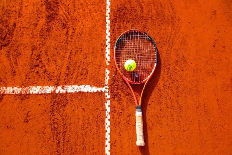 Страховые полисы для занятия теннисом — лидер продаж на сайте Prosto.Insure